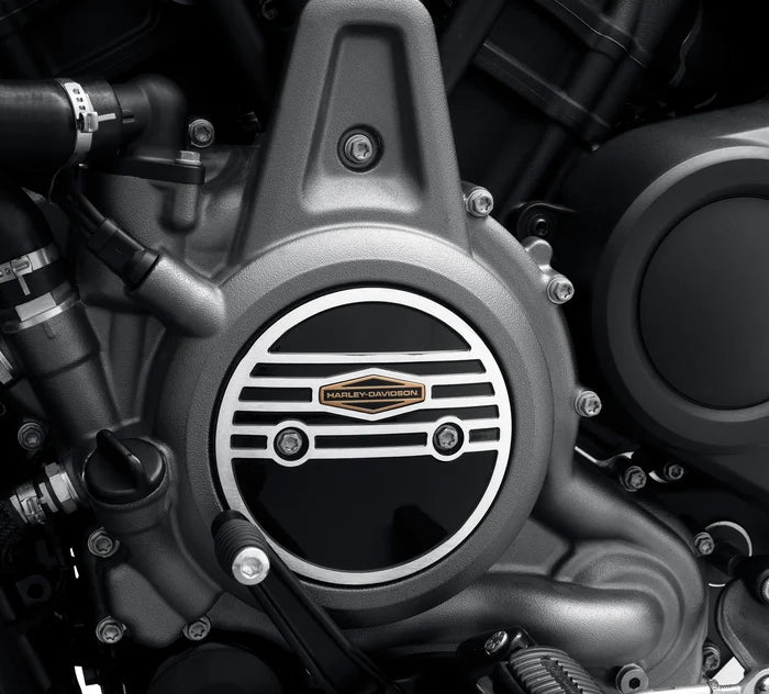 '66 COLLECTION ALTERNATOR PLUG COVER - SPORTSTER S/PAN AMERICA (GLOSS BLACK/BRUSHED ALUMINIUM)