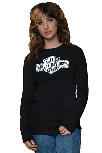 ELONGATED BAR & SHIELD LONG SLEEVE TEE